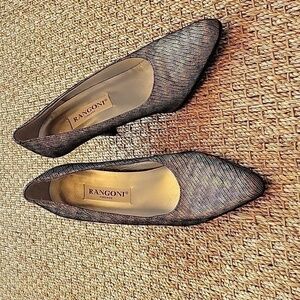 RANGONI FIRENZE rainbow metalic all leather heel. Pointed toe. Size is 9.